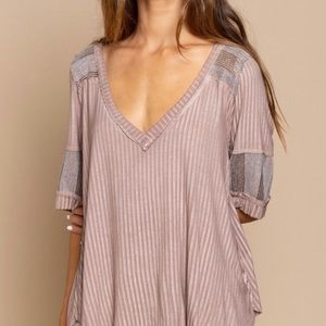 POL Mauve and Gray Short Sleeve Top